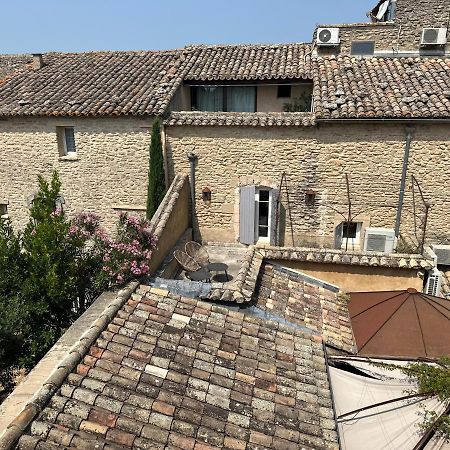Cabrières-dʼAvignon Les Chambres Du Vieux Bistrot מראה חיצוני תמונה