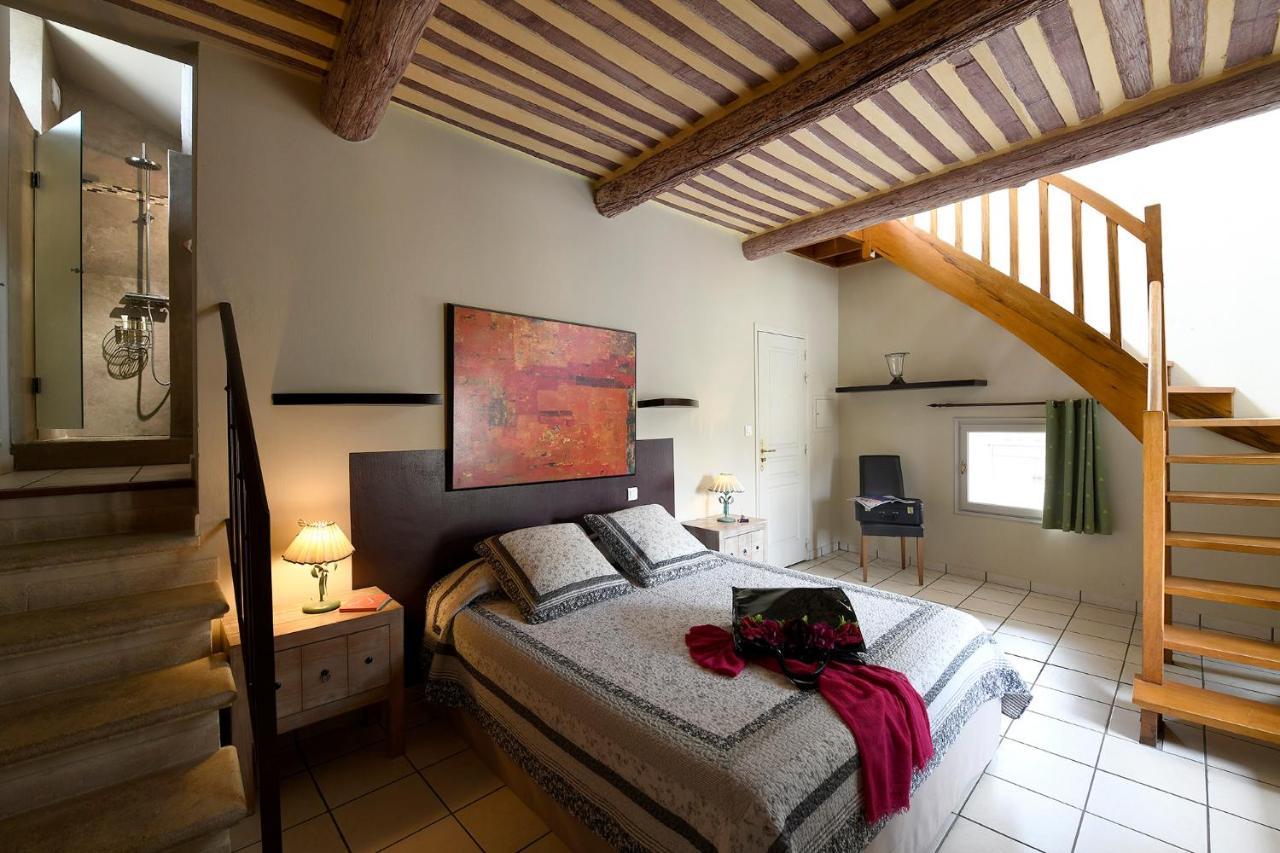 Cabrières-dʼAvignon Les Chambres Du Vieux Bistrot מראה חיצוני תמונה